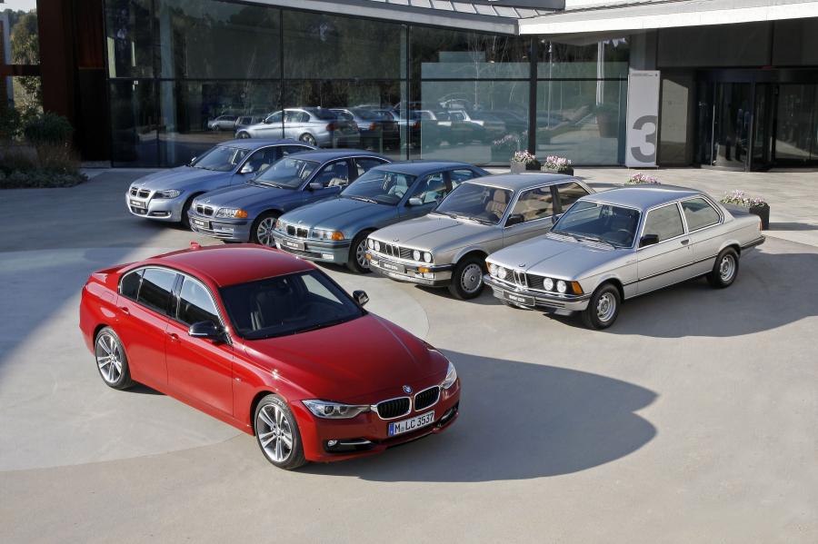  BMW 3-Series 2012 года  (фото 2 из 191)